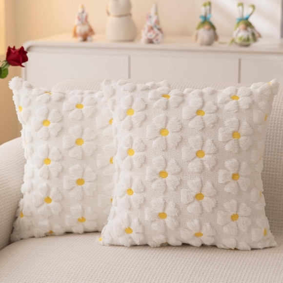 Other - 🔴NEW! White and Yellow Plush Daisy Throw Pillow Covers